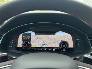 Audi RSQ8 bild 28