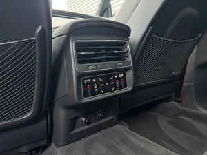 Audi RSQ8 bild 22