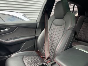 Audi RSQ8 bild 17