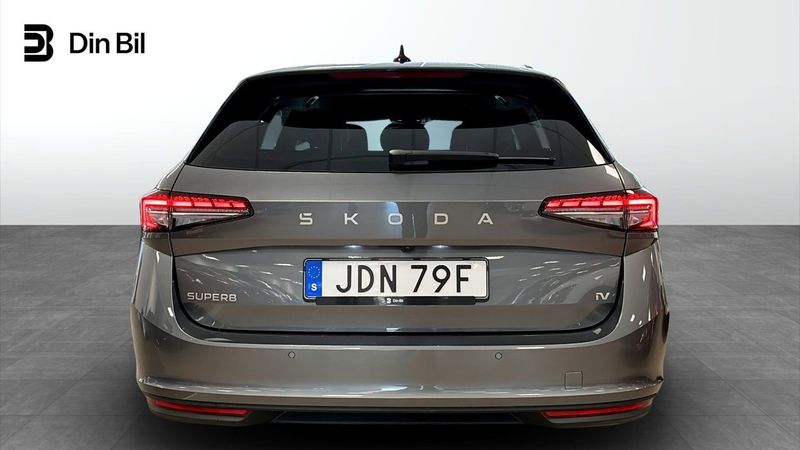 Skoda Superb bild 5