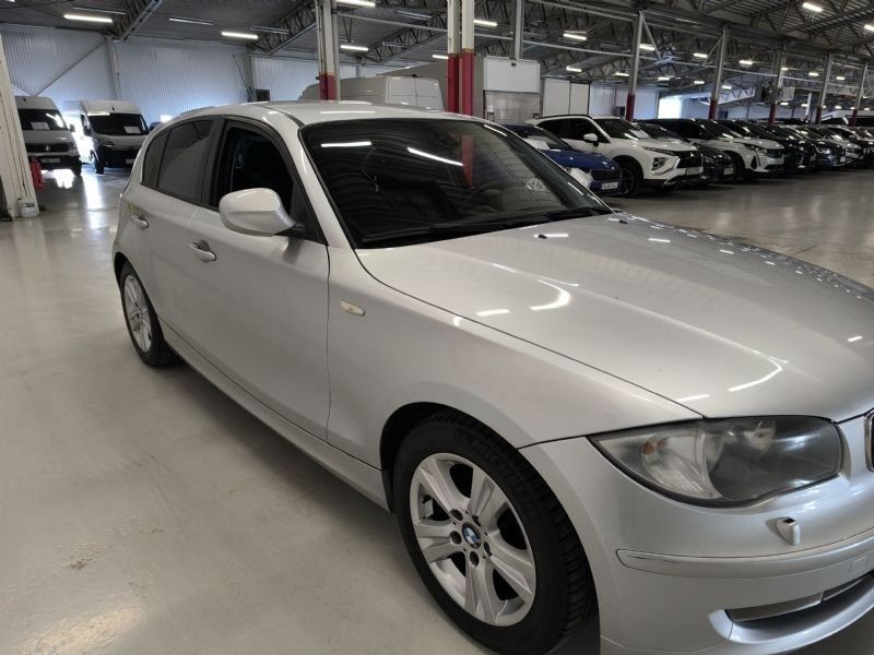 BMW 116 bild 3