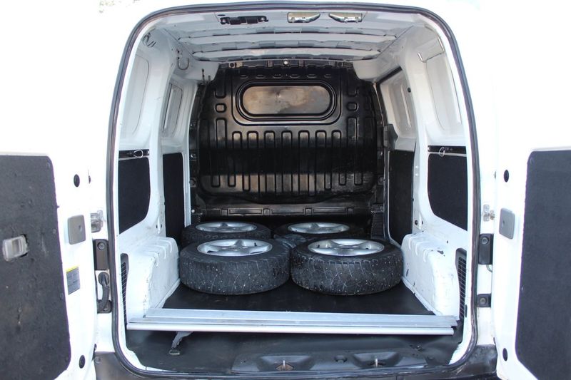 Nissan NV200 bild 11
