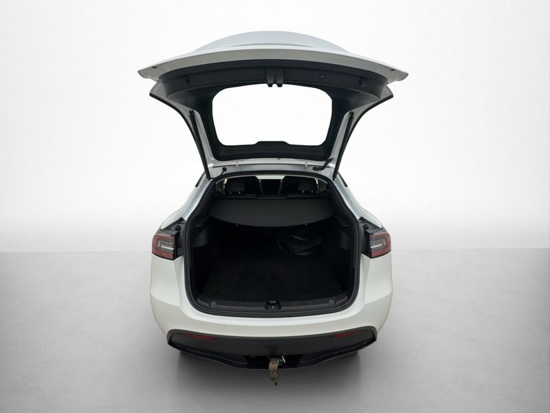 Tesla Model Y bild 20