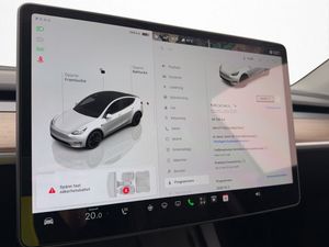 Tesla Model Y bild 25