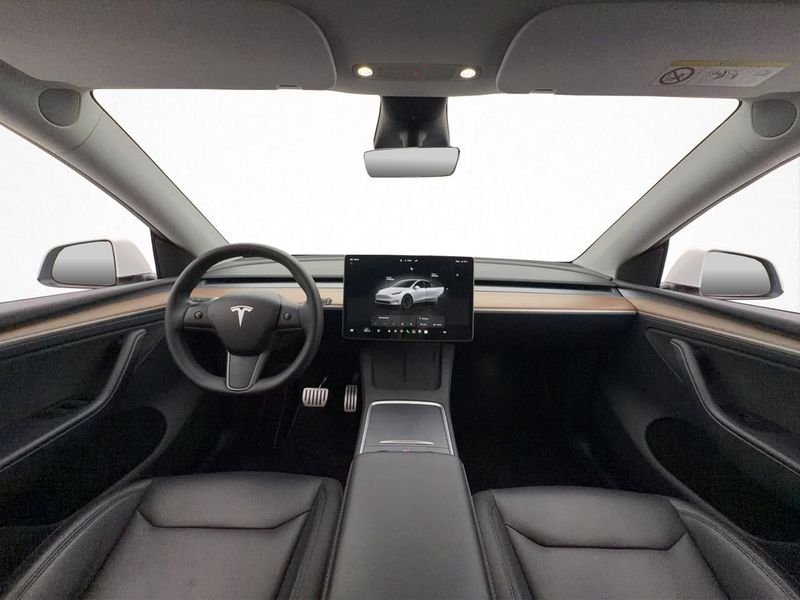 Tesla Model Y bild 13