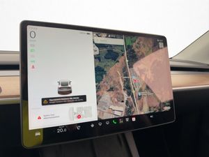 Tesla Model Y bild 20
