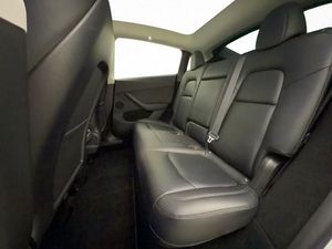 Tesla Model Y bild 12