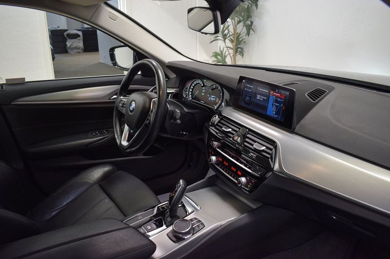 BMW 520 bild 9