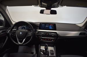 BMW 520 bild 8