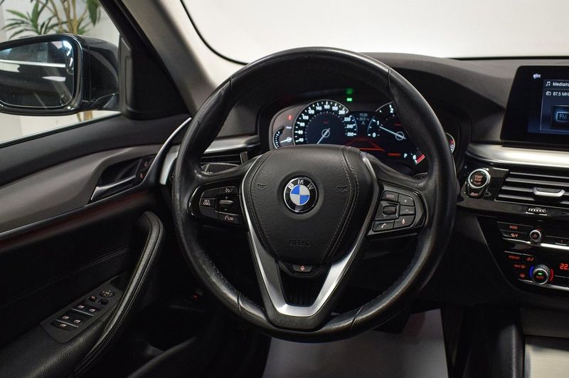 BMW 520 bild 10