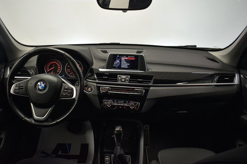 BMW X1 bild 9