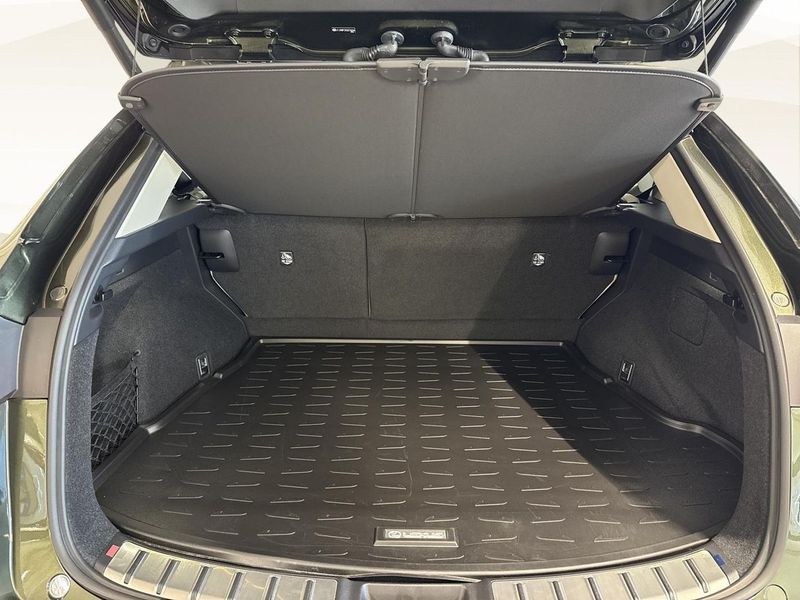 Lexus NX bild 13