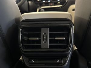 Lexus NX bild 27
