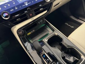 Lexus NX bild 18