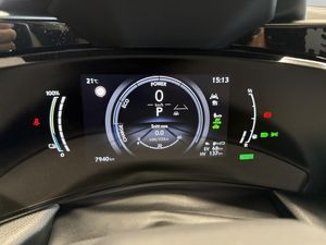 Lexus NX bild 17