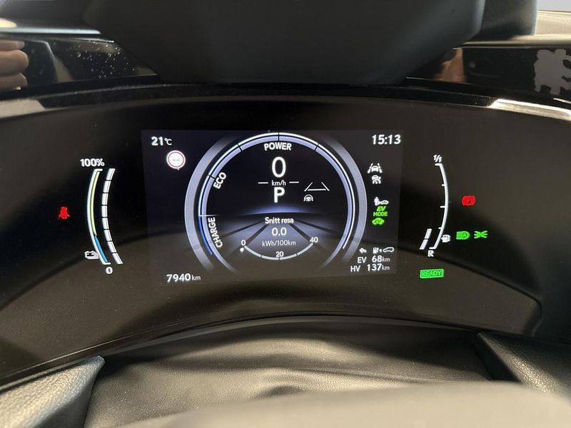 Lexus NX bild 17