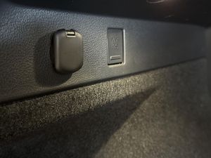 Lexus NX bild 25