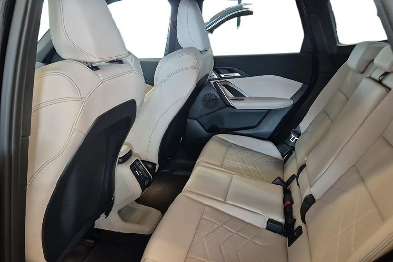 BMW X1 bild 11