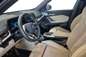 BMW X1 bild 12