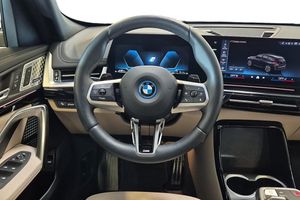 BMW X1 bild 9