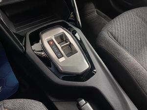 Peugeot 208 bild 12
