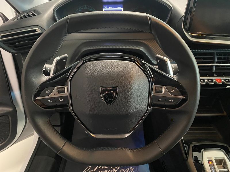 Peugeot 208 bild 13