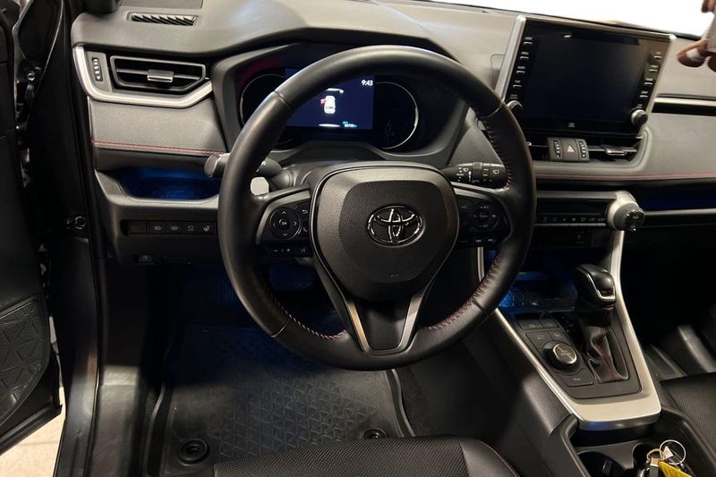 Toyota RAV4 bild 11