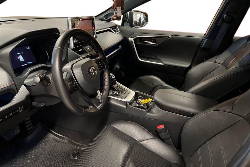 Toyota RAV4 bild 14