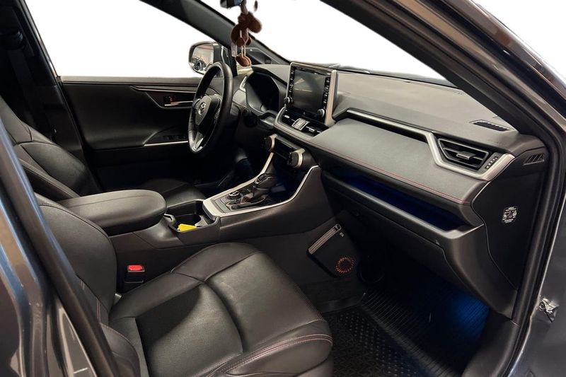 Toyota RAV4 bild 7