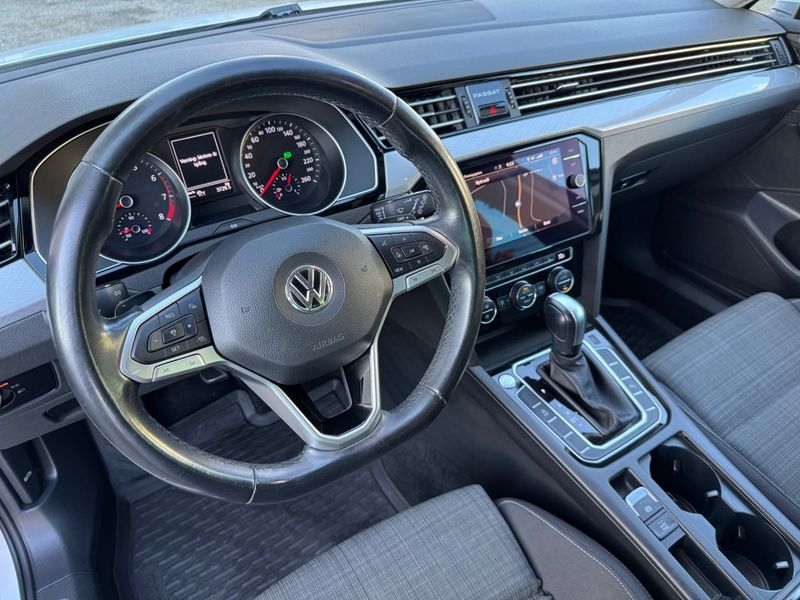 Volkswagen Passat bild 10