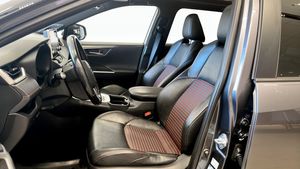 Toyota RAV4 bild 8