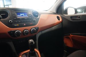 Hyundai i10 bild 8