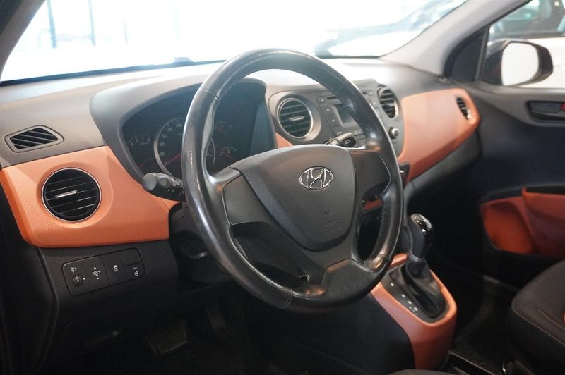 Hyundai i10 bild 2