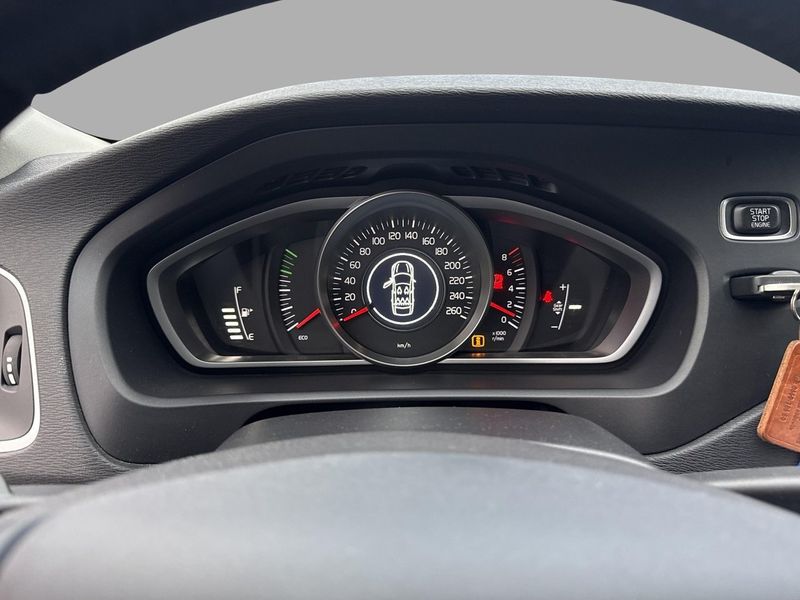 Volvo V40 bild 13