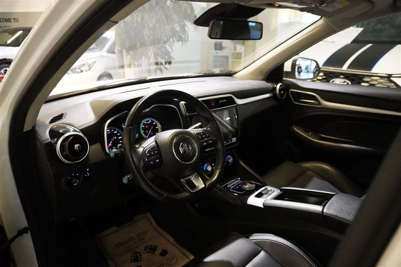 MG ZS EV bild 2