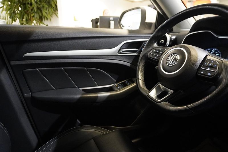 MG ZS EV bild 16