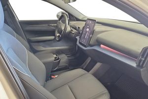 Volvo EX30 bild 7