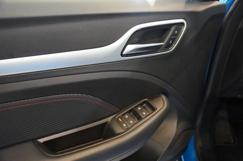 MG ZS EV bild 12