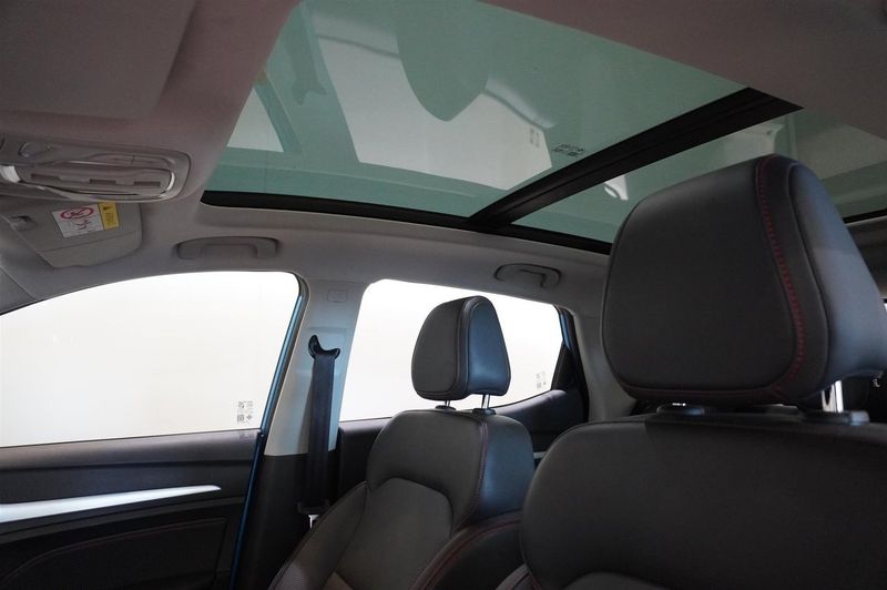MG ZS EV bild 16