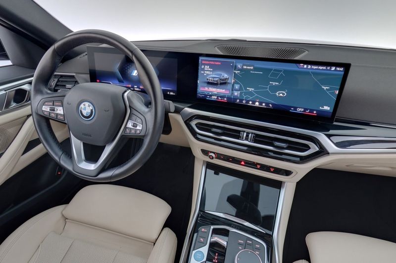 BMW i4 bild 15