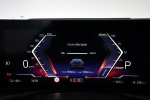 BMW i4 bild 16