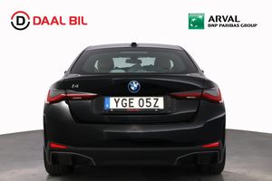 BMW i4 bild 7