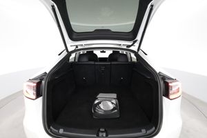 Tesla Model Y bild 24