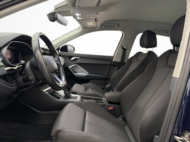 Audi Q3 bild 13