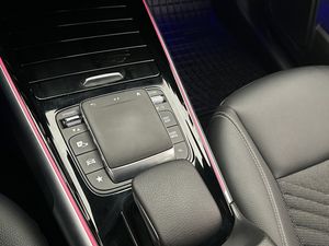 Mercedes EQB300 bild 24