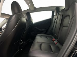 Tesla Model 3 bild 13
