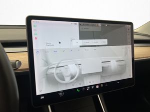 Tesla Model 3 bild 17