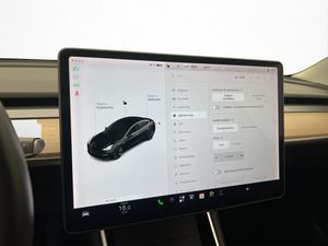 Tesla Model 3 bild 20