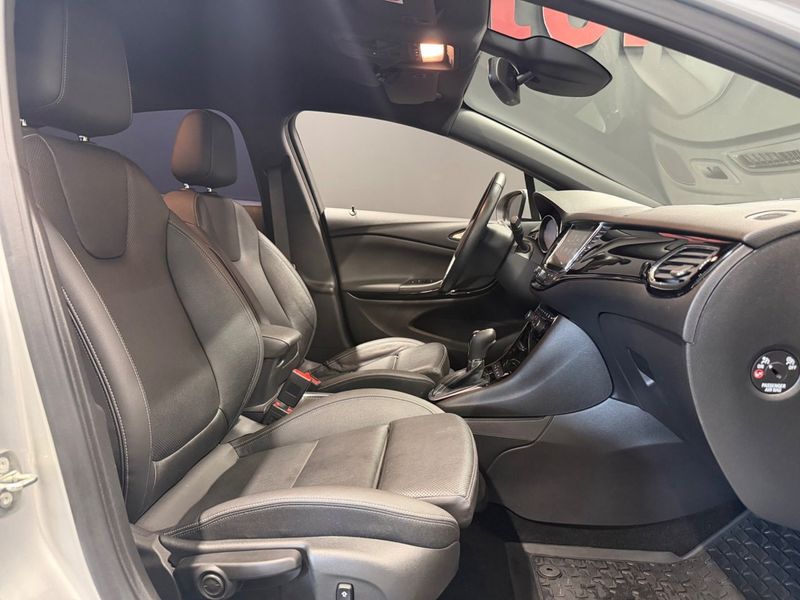 Opel Astra bild 9