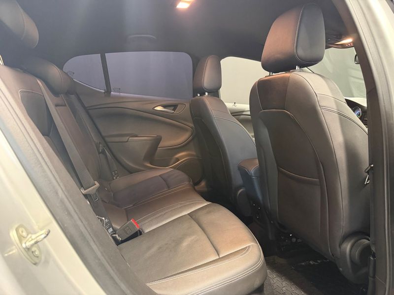 Opel Astra bild 8